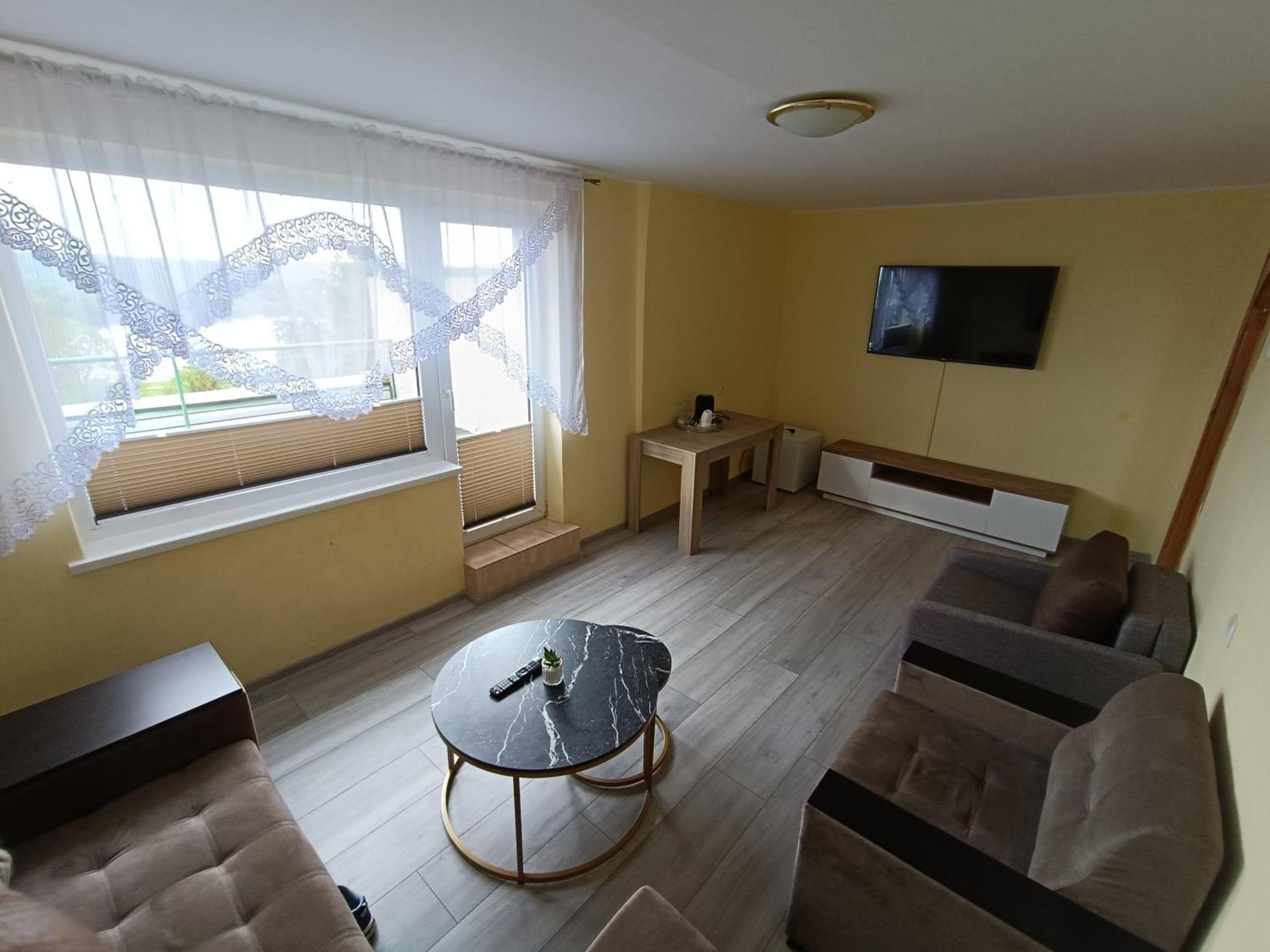 Hotel Viesbutis Jurbarkas Extérieur photo