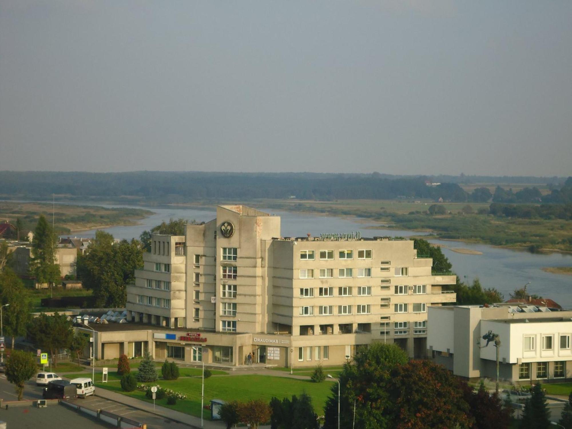 Hotel Viesbutis Jurbarkas Extérieur photo
