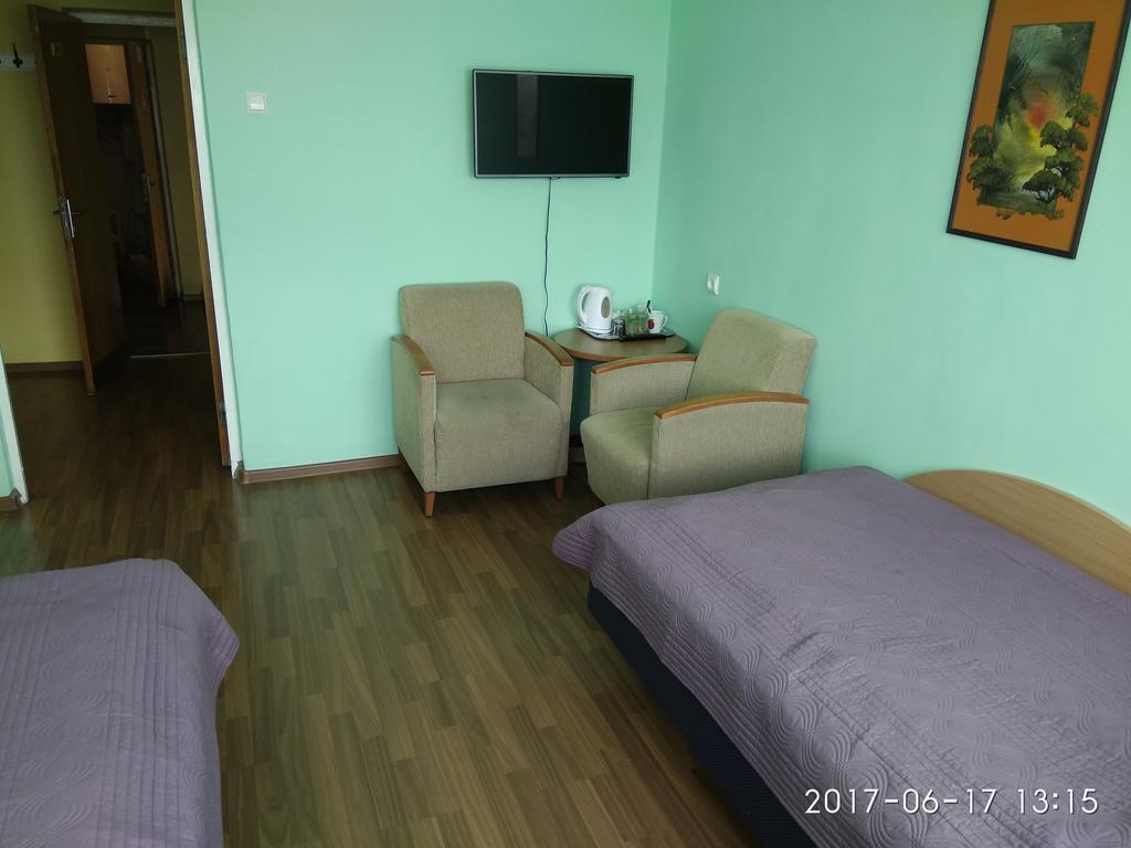 Hotel Viesbutis Jurbarkas Extérieur photo
