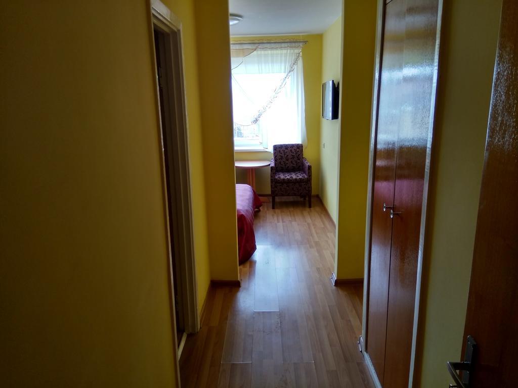 Hotel Viesbutis Jurbarkas Extérieur photo