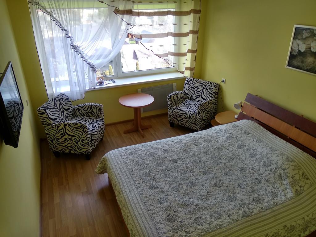 Hotel Viesbutis Jurbarkas Extérieur photo