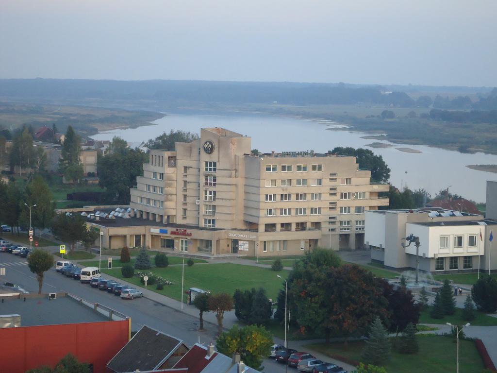 Hotel Viesbutis Jurbarkas Extérieur photo